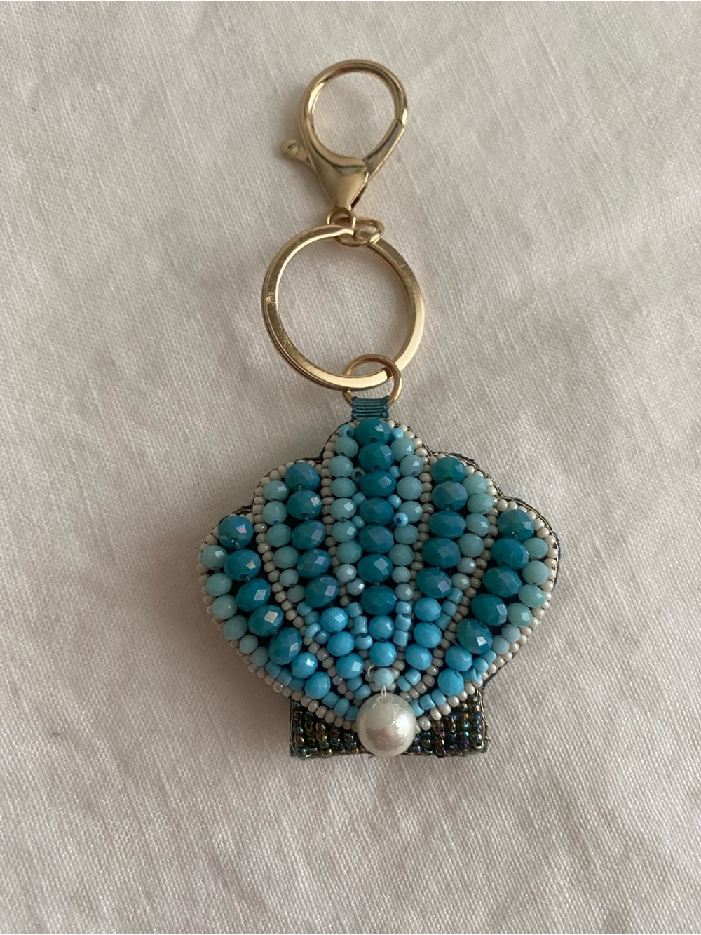 Anthropologie beaded shell bag charm - Picture 2 of 3